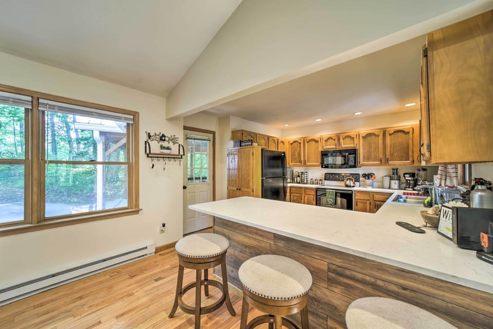 House (3 Bedrooms) | Interior