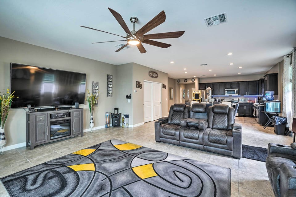 House (3 Bedrooms) | Interior