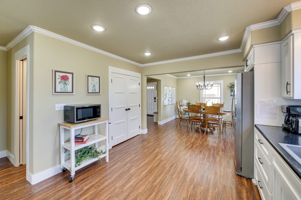 House (3 Bedrooms) | Interior