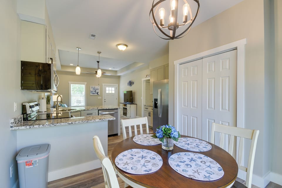 House (2 Bedrooms) | Interior