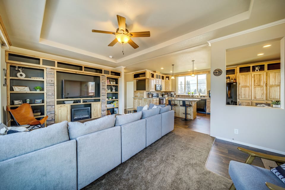House (3 Bedrooms) | Interior