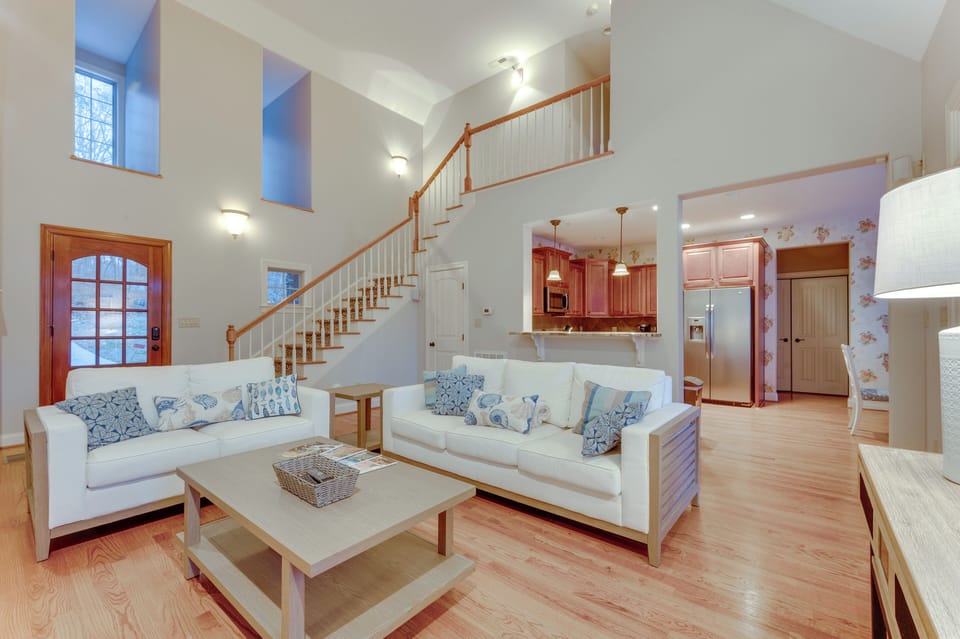 House (5 Bedrooms) | Interior