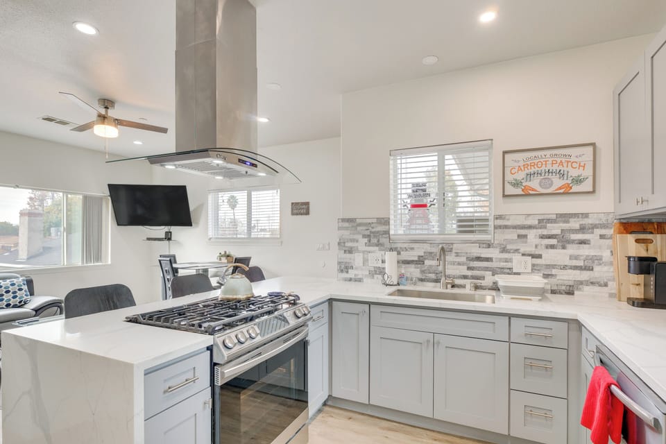 House (3 Bedrooms) | Interior