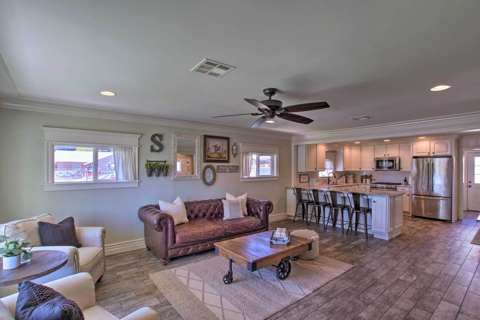 House (2 Bedrooms) | Interior