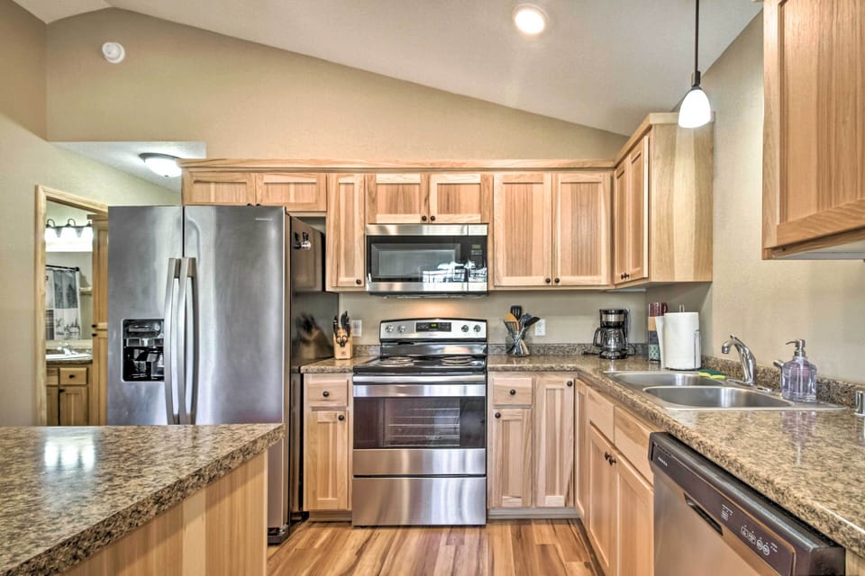 House (2 Bedrooms) | Interior