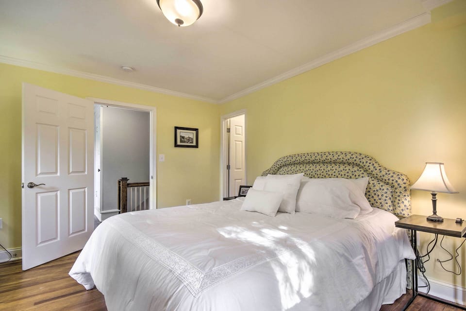 House (Multiple Bedrooms) | Interior