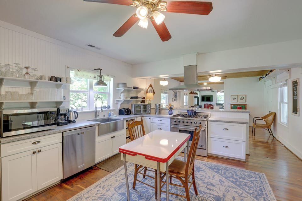 Cottage (4 Bedrooms) | Interior