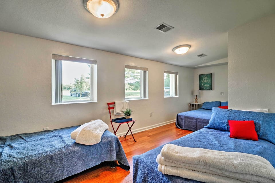 House (2 Bedrooms) | Interior
