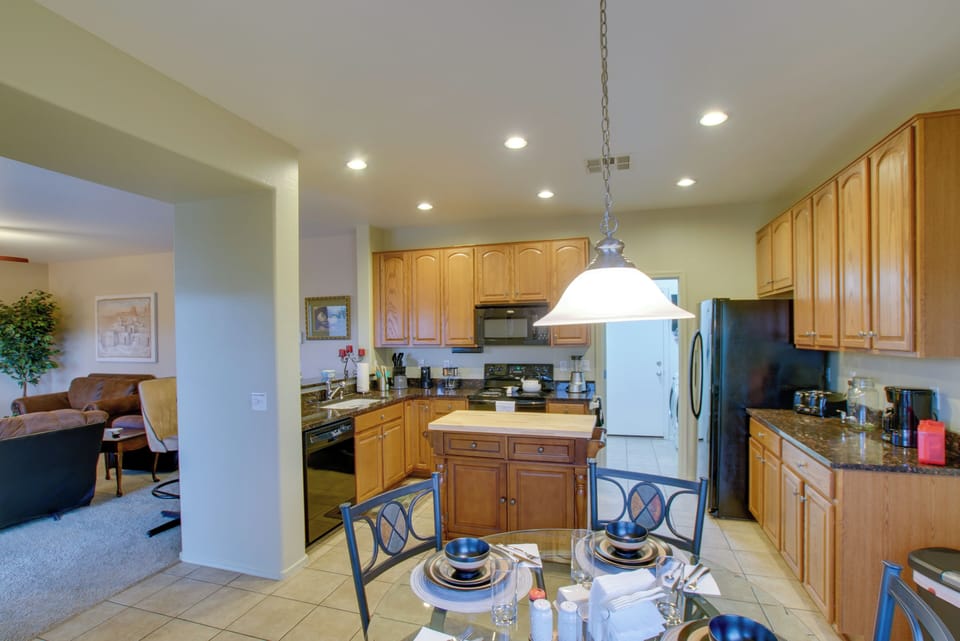 House (4 Bedrooms) | Interior