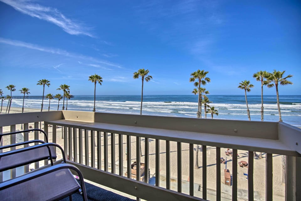 Apartment (2 Bedrooms) | Front of property