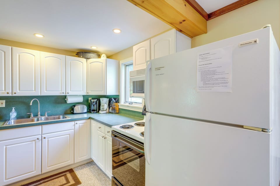 House (2 Bedrooms) | Interior