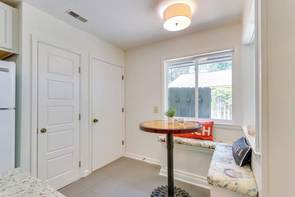 Cottage (2 Bedrooms) | Interior