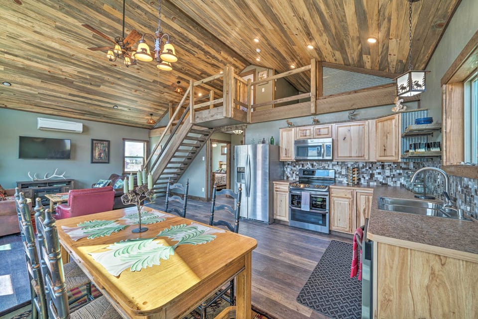 House (2 Bedrooms) | Interior