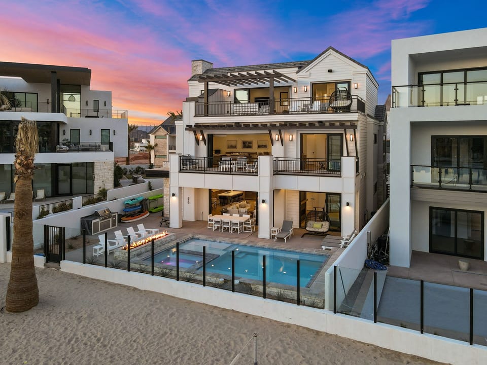 House, Multiple Bedrooms | Exterior