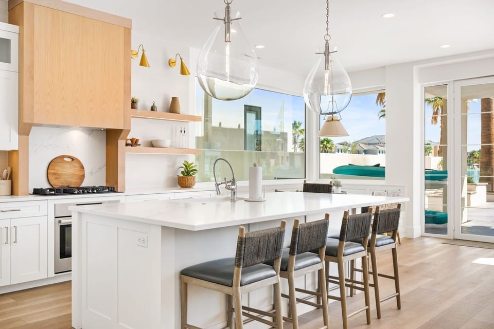 House, Multiple Bedrooms | Private kitchen | Fridge, oven, coffee/tea maker, toaster