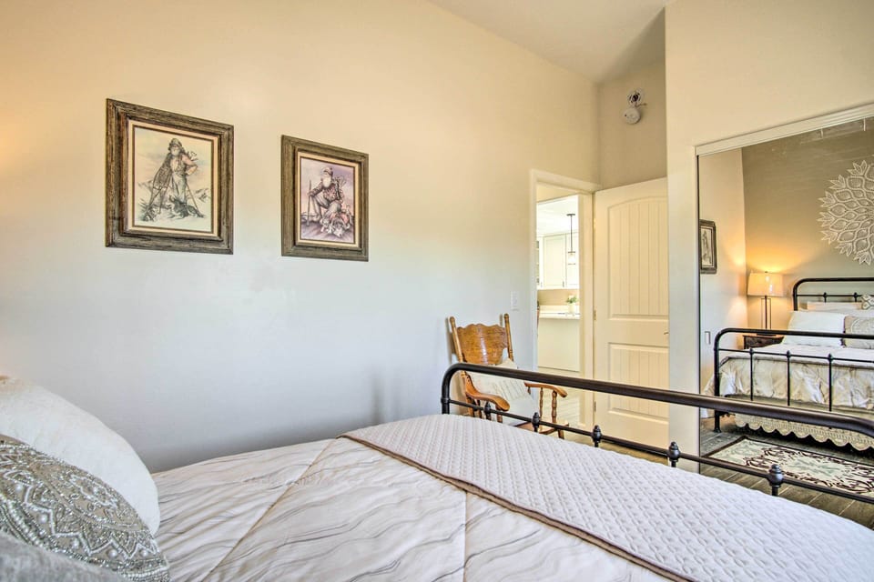House (2 Bedrooms) | Interior