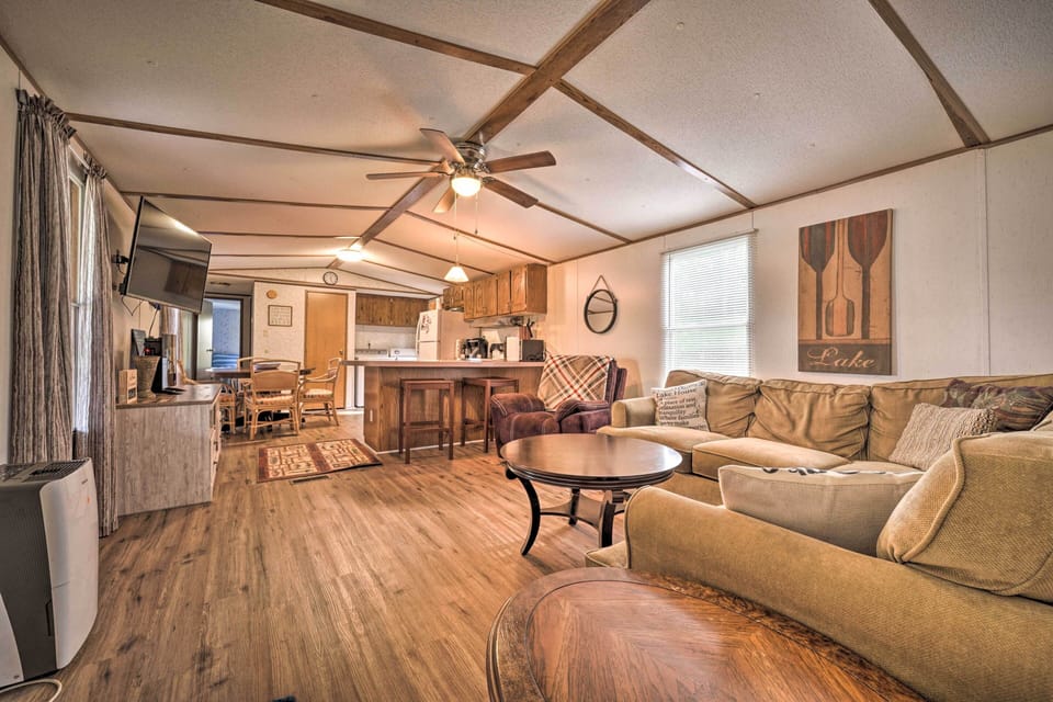 Cottage (2 Bedrooms) | Interior