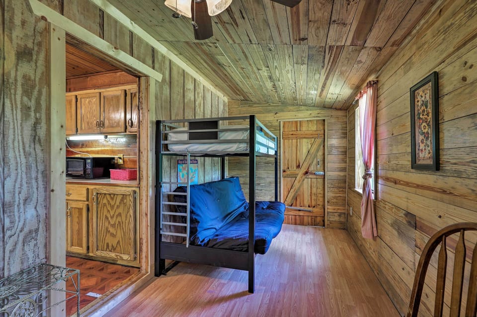 House (2 Bedrooms) | Interior