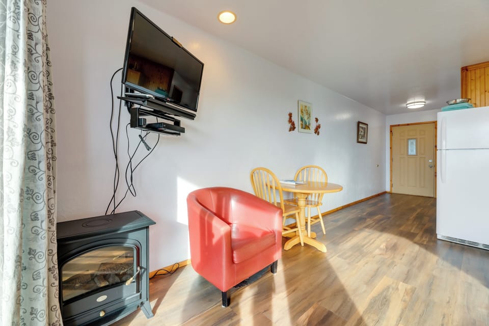 Apartment (0 Bedroom) | Interior