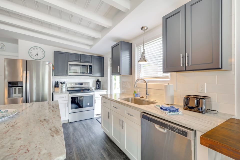 House (2 Bedrooms) | Interior