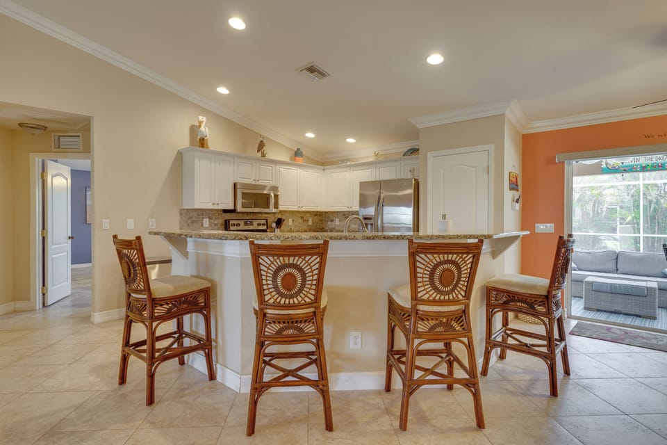House (3 Bedrooms) | Interior