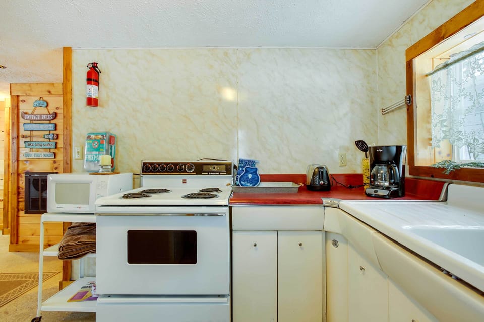 House (1 Bedroom) | Interior