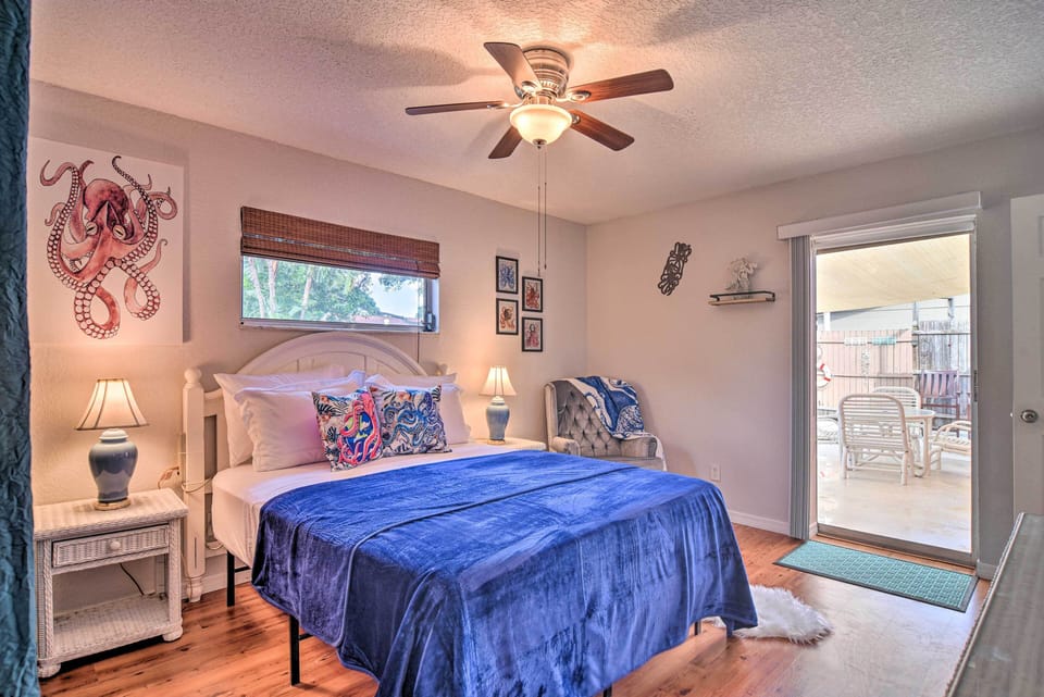 6 Mi to Beaches: Seminole Retreat w/ Pool Cottage in Seminole
