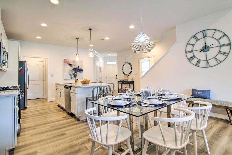House (4 Bedrooms) | Interior