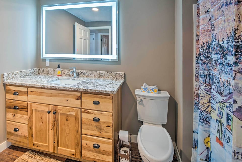 Spacious Village of Loon Home < 1 Mi to Ski Slopes Apartment in Lincoln