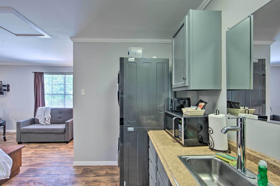 Apartment (0 Bedroom) | Interior