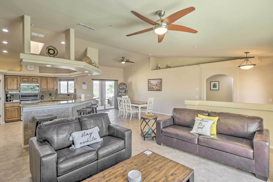 House (3 Bedrooms) | Interior