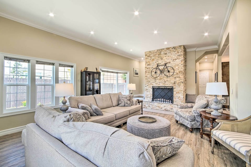 House (3 Bedrooms) | Interior