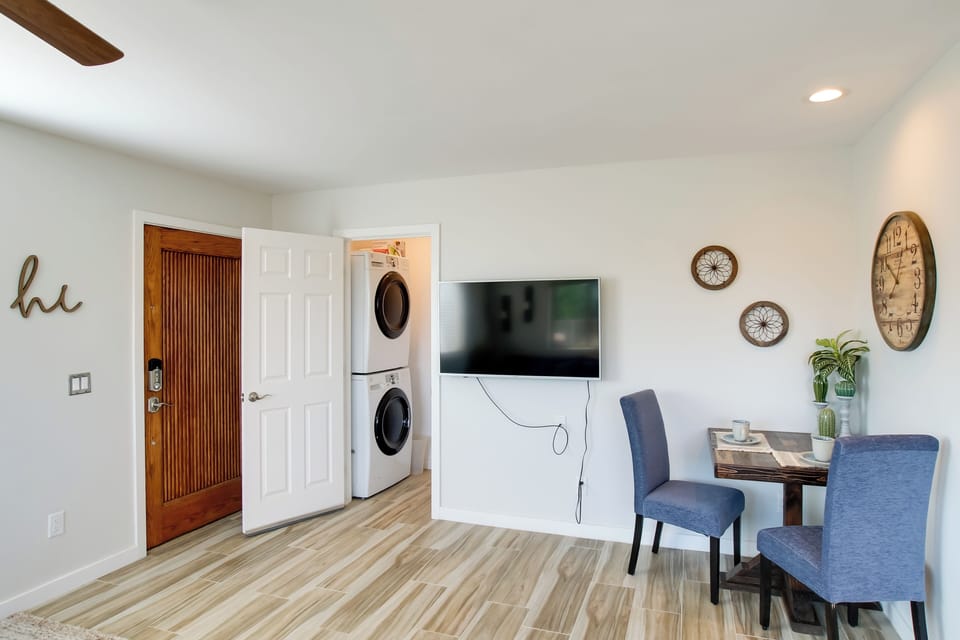Apartment (1 Bedroom) | Interior