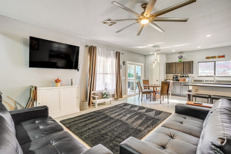 House (4 Bedrooms) | Interior