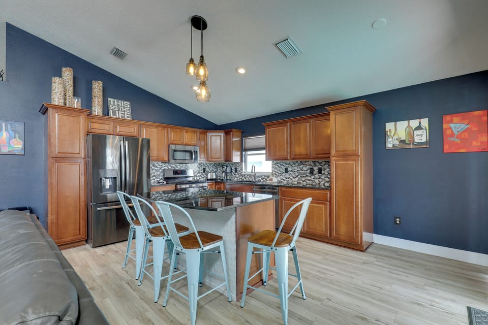 House (3 Bedrooms) | Interior