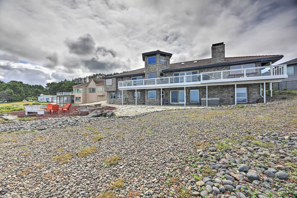 House (Multiple Bedrooms) | Interior