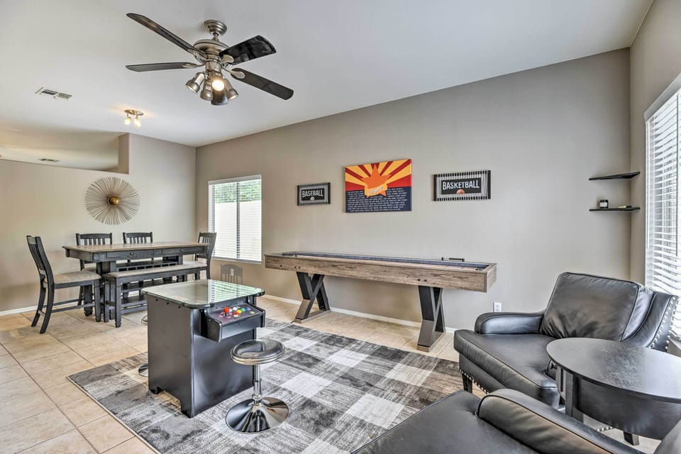 House (4 Bedrooms) | Interior