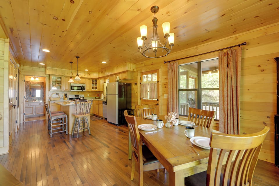 House (2 Bedrooms) | Interior
