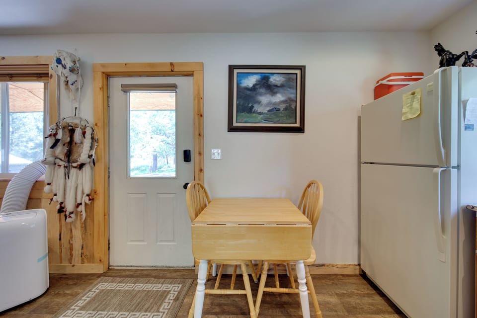 House (2 Bedrooms) | Interior