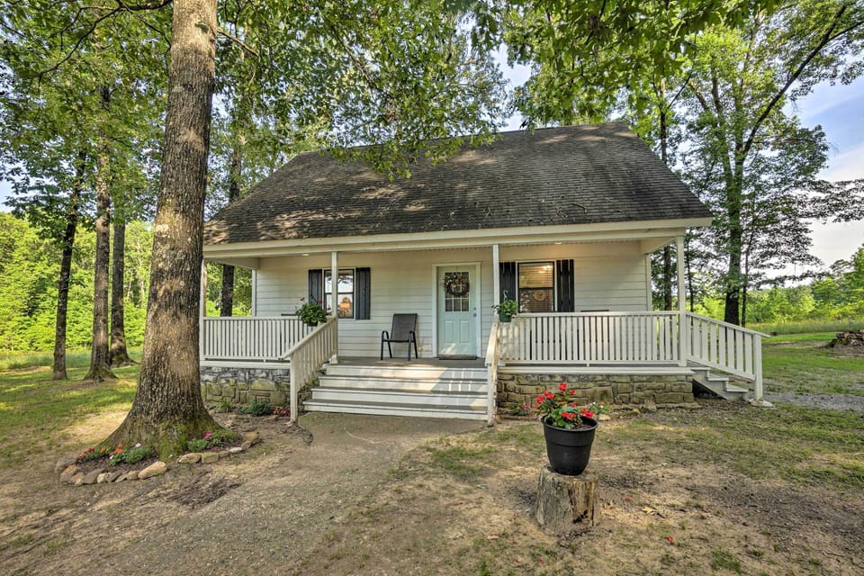 House (2 Bedrooms) | Front of property
