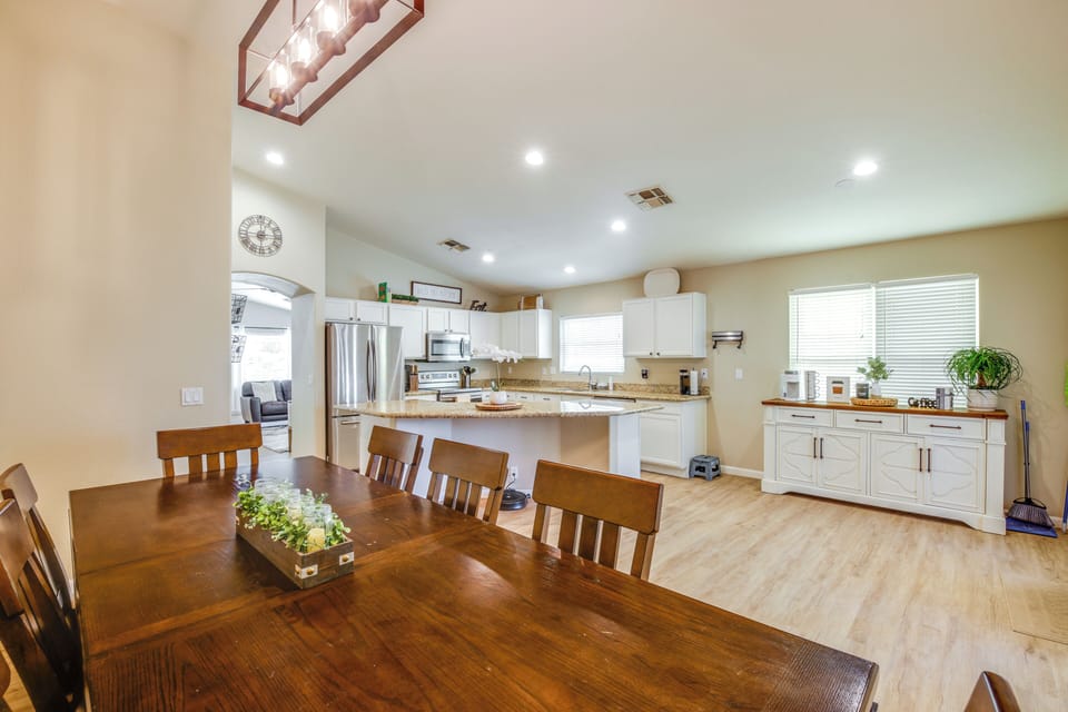 House (3 Bedrooms) | Interior