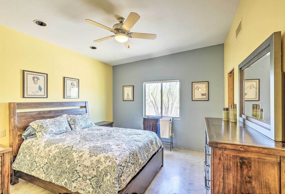 Tucson Home w/ Patio - Near Outdoor Adventure Cottage in Tanque Verde