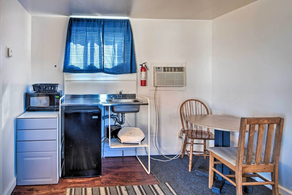 Apartment (0 Bedroom) | Interior