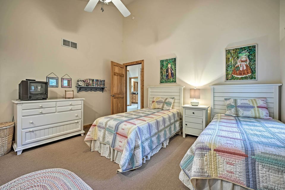 Cottage (4 Bedrooms) | Interior