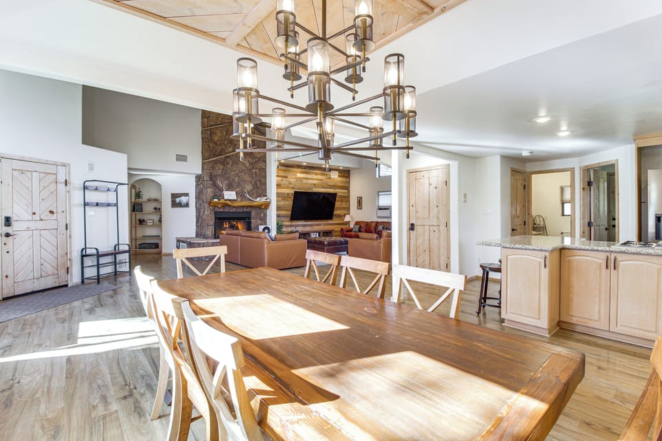 House (4 Bedrooms) | Interior