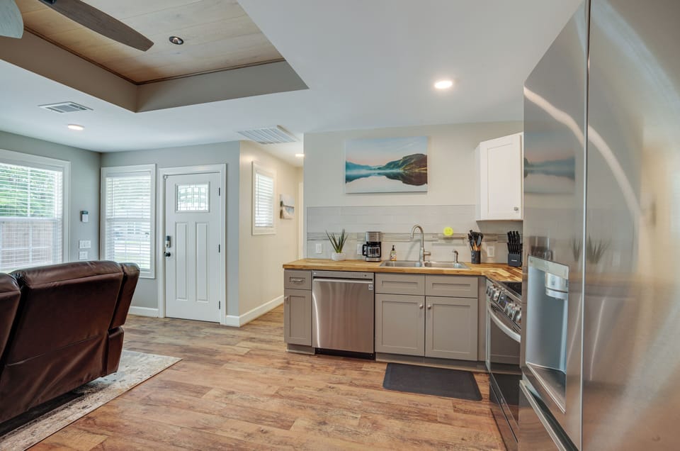 House (2 Bedrooms) | Interior