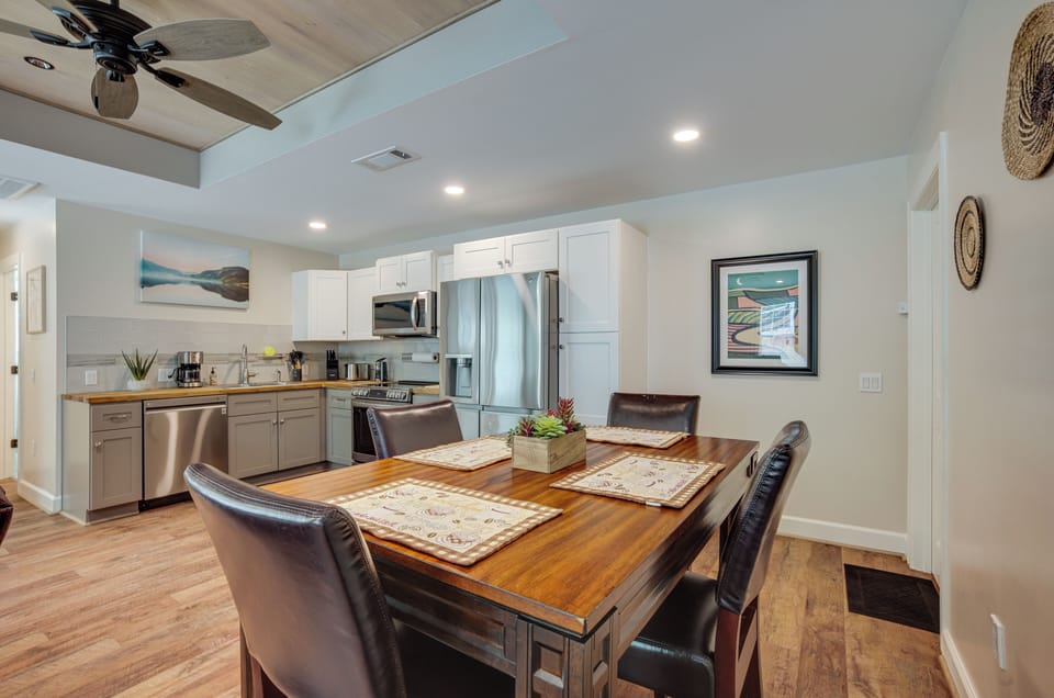 House (2 Bedrooms) | Interior