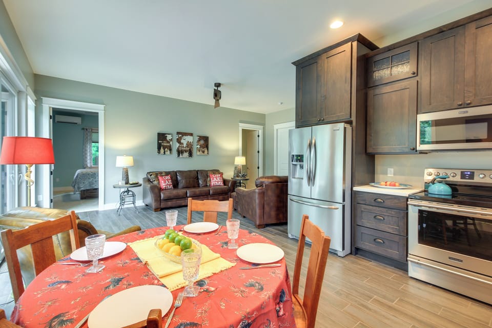 House (2 Bedrooms) | Interior