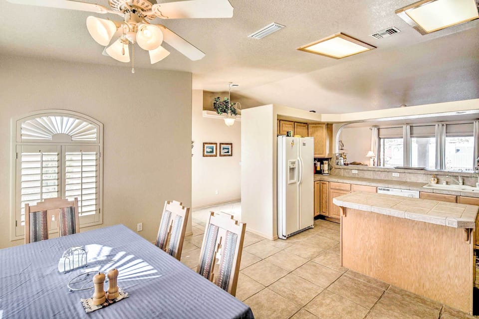 House (3 Bedrooms) | Interior