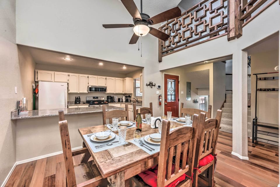 Apartment (3 Bedrooms) | Front of property